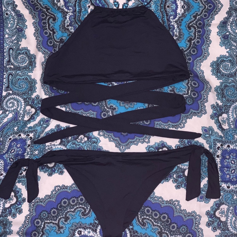 Navy halter top & tie bottoms bathing suit